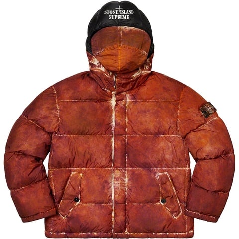 Supreme Supreme®/Stone Island® Painted Camo Crinkle Down Jacket - Coral