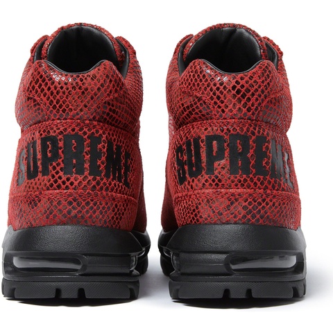 Supreme Supreme®/Nike® Air Max Goadome - Red