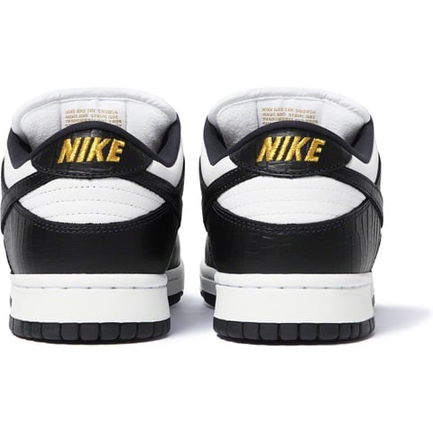 Supreme Supreme®/Nike® SB Dunk Low - Black