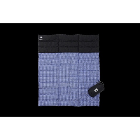 Supreme®/The North Face® Studded Nuptse Blanket - Supreme