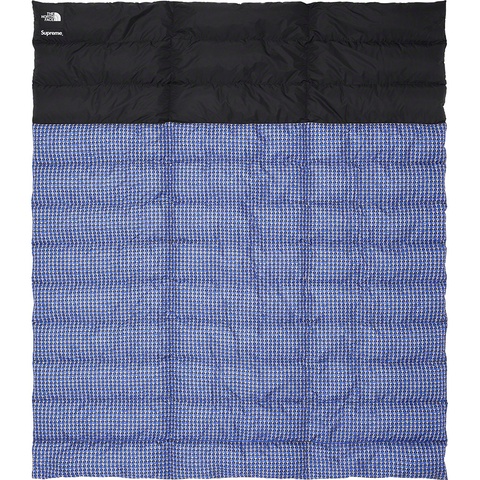 Supreme®/The North Face® Studded Nuptse Blanket - Supreme