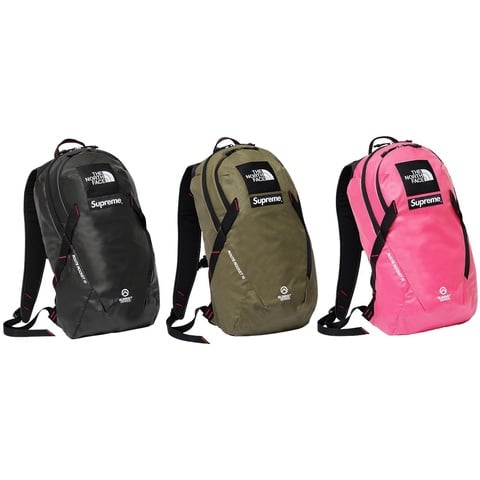 Supreme®/The North Face® Summit Series Outer Tape Seam Route