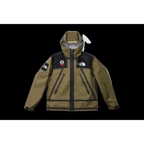 Supreme®/The North Face® Summit Series Outer Tape Seam Jacket