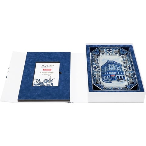 Supreme Supreme®/Royal Delft Hand-Painted 190 Bowery Large Plate - Blue
