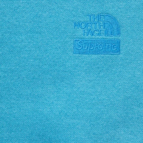 Supreme Supreme®/The North Face® Pigment Printed Crewneck - Turquoise