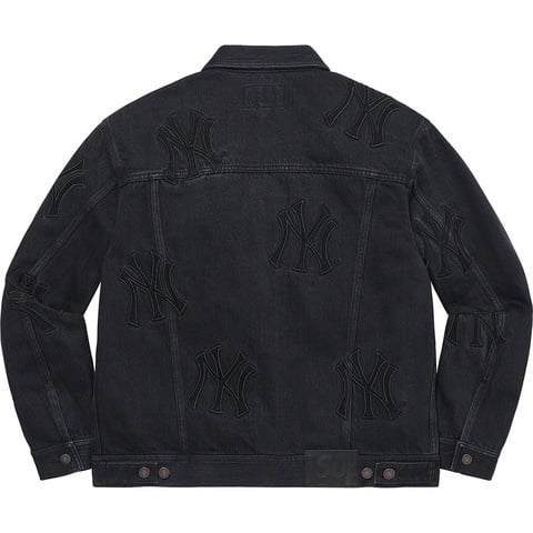 Supreme®/New York Yankees™Denim Trucker Jacket - Supreme