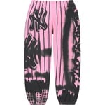 Supreme Supreme New York Yankees™Airbrush Sweatpant (FW21) - Pink