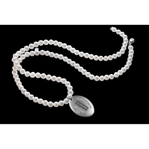 Supreme®/Tiffany & Co. Return to Tiffany Oval Tag Pearl Necklace