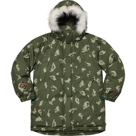 Supreme GORE-TEX 700-Fill Down Parka - Olive Russian Camo