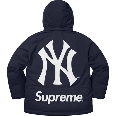 Supreme®/New York Yankees™ GORE-TEX 700-Fill Down Jacket - Supreme