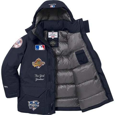 Supreme Supreme®/New York Yankees™ GORE-TEX 700-Fill Down Jacket - Navy