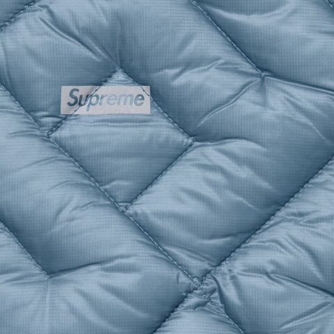 Spellout Quilted Lightweight Down Jacket - Supreme