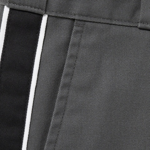 Supreme®/Dickies® Stripe 13” Loose Fit Work Short - Supreme