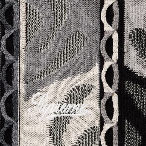 Abstract Textured Knit Short - spring/summer 2022 - Supreme