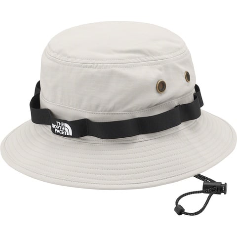 Supreme®/The North Face® Trekking Crusher - Supreme