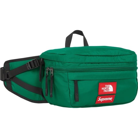Supreme®/The North Face® Trekking Convertible Backpack + Waist Bag