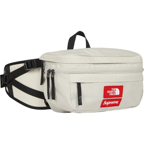 Supreme®/The North Face® Trekking Convertible Backpack + Waist Bag