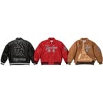 Supreme Supreme New York Yankees™ Kanji Leather Varsity Jacket (FW22)