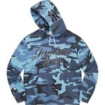Supreme Supreme New York Yankees™ Kanji Hooded Sweatshirt (FW22) - Blue Camo