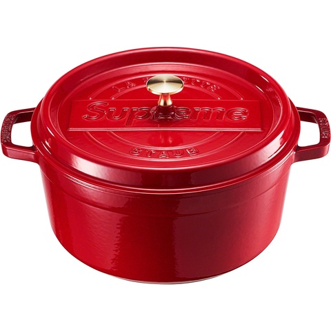 Supreme Supreme®/STAUB Round 5.5 Qt. Cocotte - Red