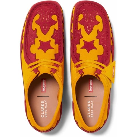 Supreme Supreme®/Clarks Originals® Wallabee® - Gold