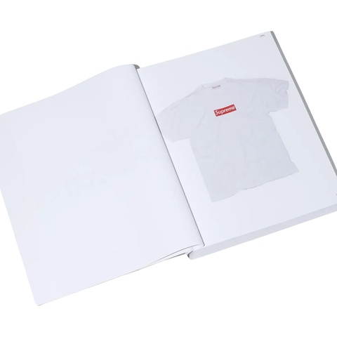 Supreme Supreme 30 Years: T-Shirts 1994-2024 Book (3-Volumes) - anniversarybook_detail2