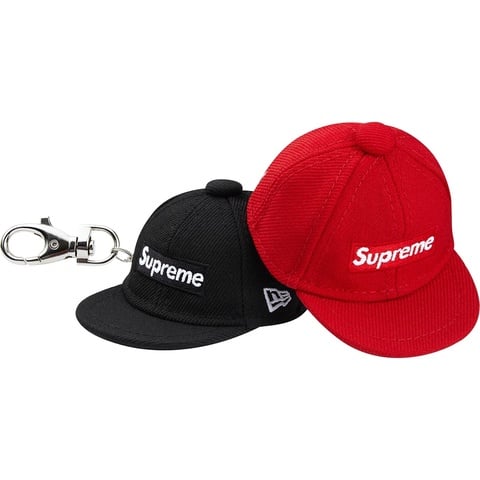 Supreme Supreme/New Era Keychain