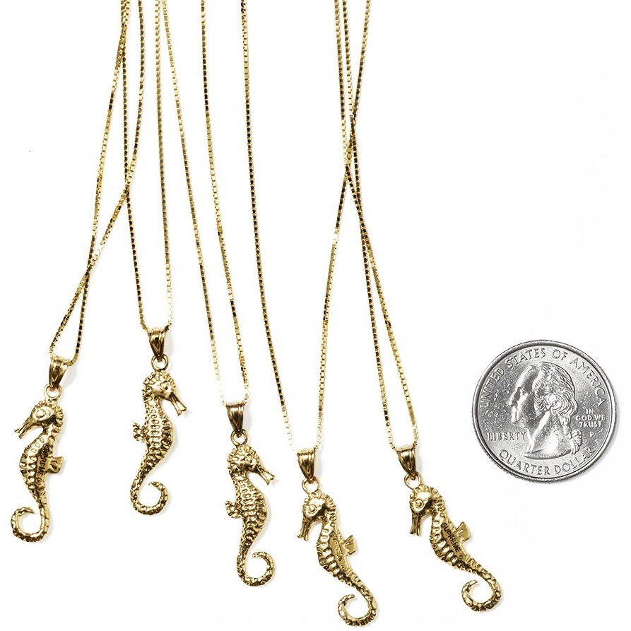 Supreme Seahorse Gold Pendant トップ e49ee1602bfc4904b8e4d91b90596c