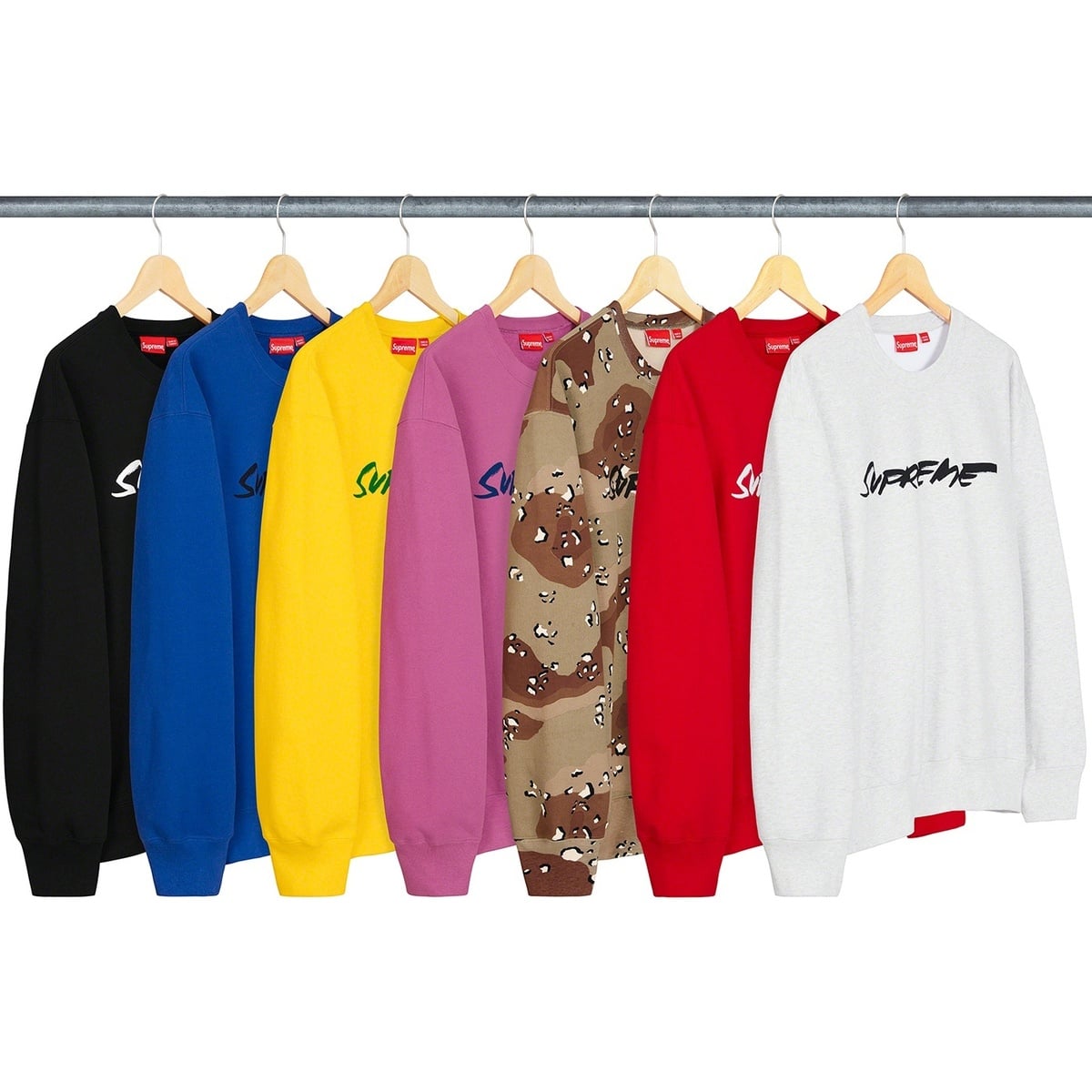 Futura Logo Crewneck - fall/winter 2020 - SupremeCommunity