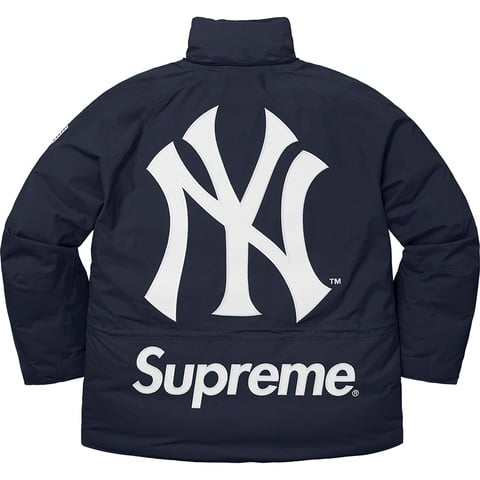 Supreme®/New York Yankees™ GORE-TEX 700-Fill Down Jacket - Supreme
