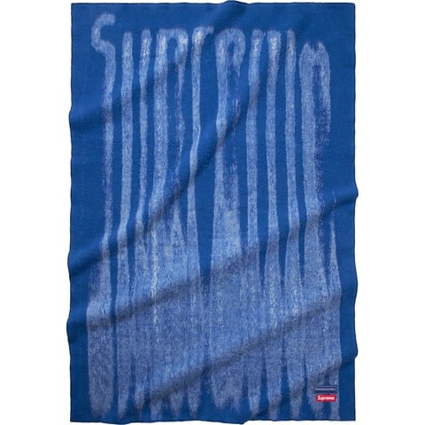 Supreme Blurred Logo Blanket - Colorway