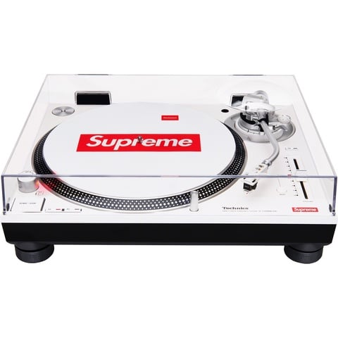 Supreme®/Technics SL-1200MK7 Turntable - Supreme