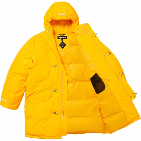 GORE-TEX 700-Fill Down Clip Parka - Supreme