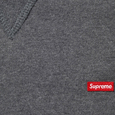 Small Box Crewneck - fall/winter 2023 - Supreme Small Box Crewneck - fall/winter 2023 - Supreme