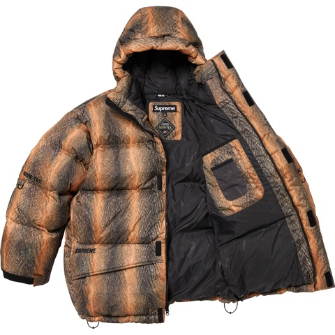 GORE-TEX 900-Fill Down Parka - fall/winter 2024 - Supreme