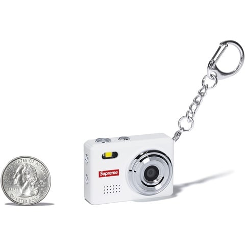 Supreme Digital Camera シュプリーム Keychain Digital Camera Keychain - fall/winter 2025 - Supreme