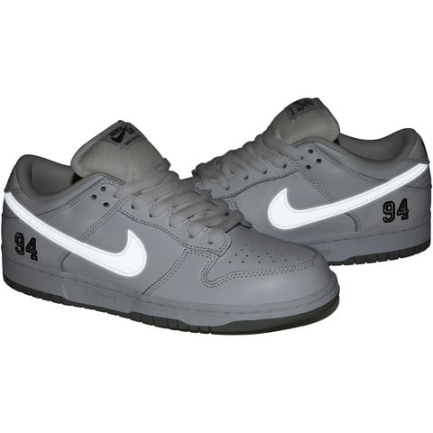 Supreme Supreme®/Nike® SB Dunk Low - White
