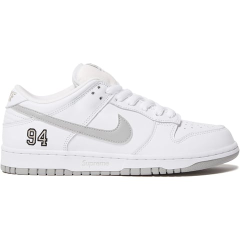 Supreme Supreme®/Nike® SB Dunk Low - White
