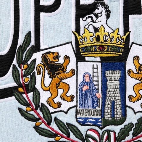 Supreme Crest Appliqué Half Zip Pullover - Light Blue