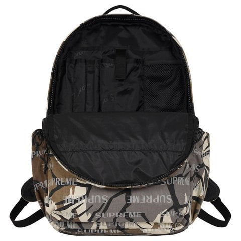 Supreme Backpack - Predator Camo