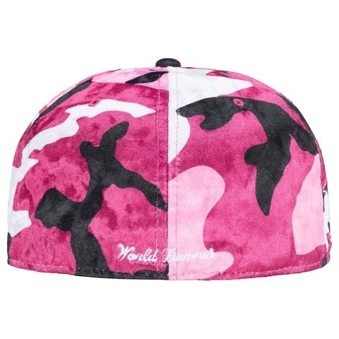 Supreme Crushed Velvet Box Logo New Era® - Pink Camo