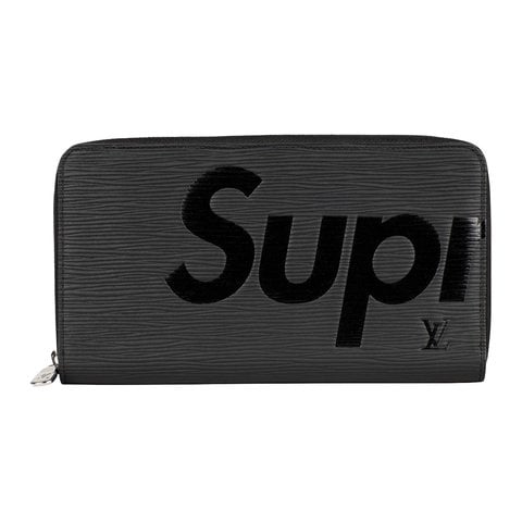 Supreme Supreme/Louis Vuitton Zippy Organizer - $1270.00