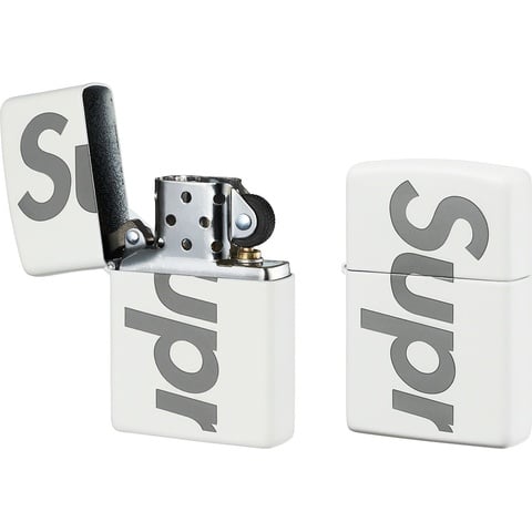 Glow-in-the-Dark Zippo® - spring/summer 2020 - Supreme