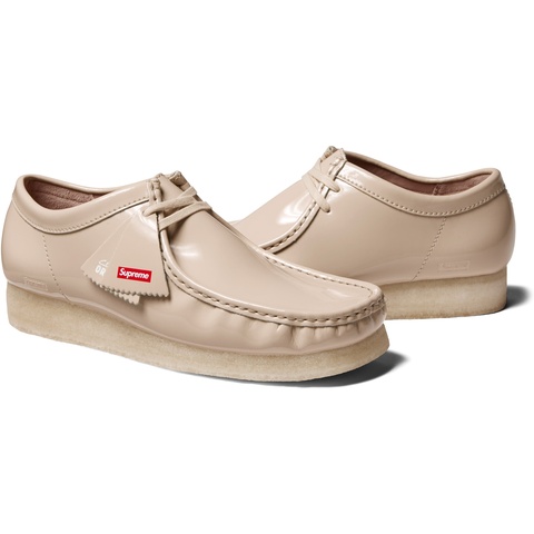 Supreme®/Clarks Originals® Patent Leather Wallabee® - Supreme