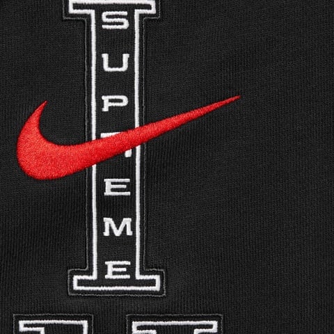 Supreme Supreme®/Nike® Hooded Sweatshirt - Black