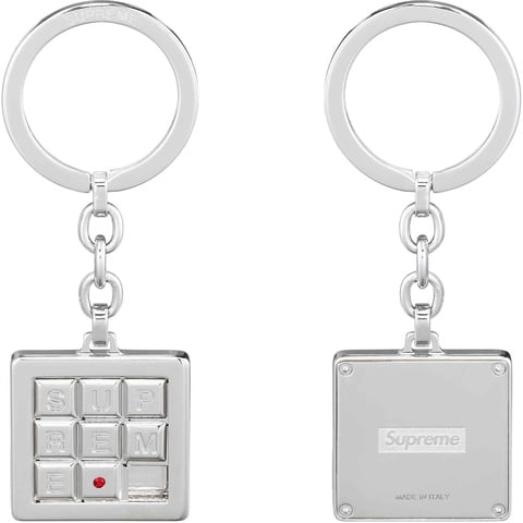 Puzzle Keychain - spring/summer 2025 - Supreme
