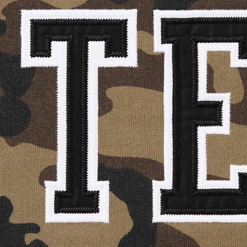 Supreme Team 94 Hooded Sweatshirt - Woodland Camo
