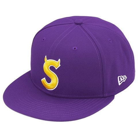Supreme 刺繍Sロゴ パープルキャップ Devil S Logo New Era® - spring/summer 2026 - Supreme