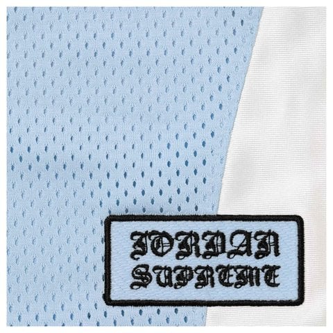 Supreme Supreme®/Jordan® Warm Up Jersey - Light Blue